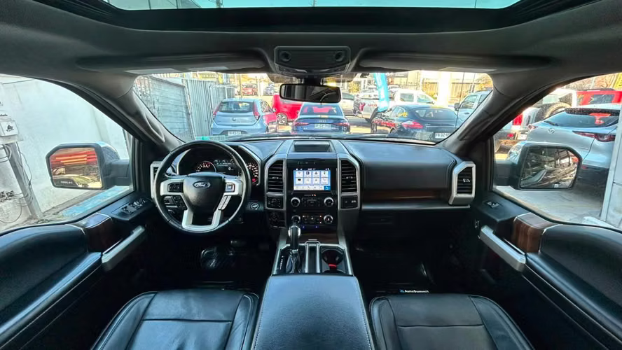 Ford F-150 Lariat Luxury 4x4 5.0 AUT (2018) - Imagen 11