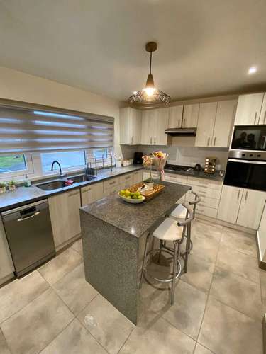 CASA EN CONDOMINIO 4D/3B/2E Y QUINCHO (179717) - Imagen 5