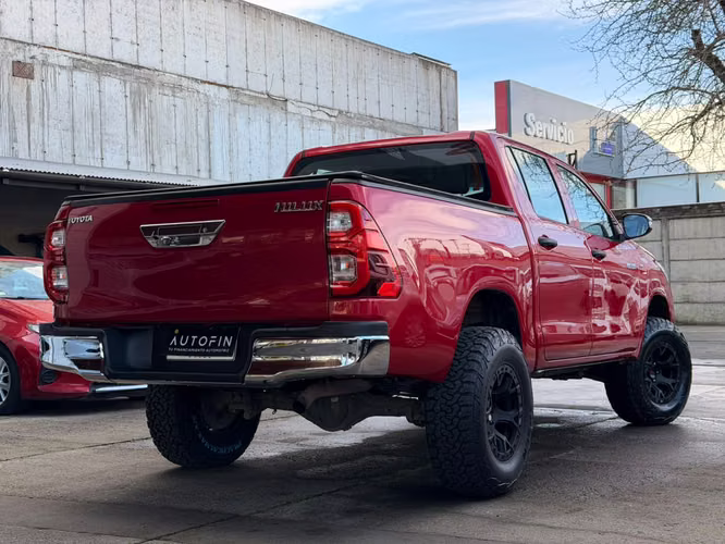 TOYOTA HILUX DX 4X2 2021