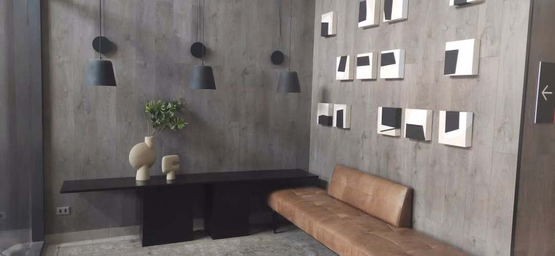 ARRIENDO AMPLIO DEPTO.  NUEVO DE 1D y  1 B MAS ESTAC. Y BOD. EN ÑUÑOA  $510.120 A pasos cuadra de Metro Irarrázaval