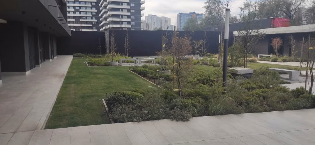 ARRIENDO AMPLIO DEPTO.  NUEVO DE 1D y  1 B MAS ESTAC. Y BOD. EN ÑUÑOA  $510.120 A pasos cuadra de Metro Irarrázaval