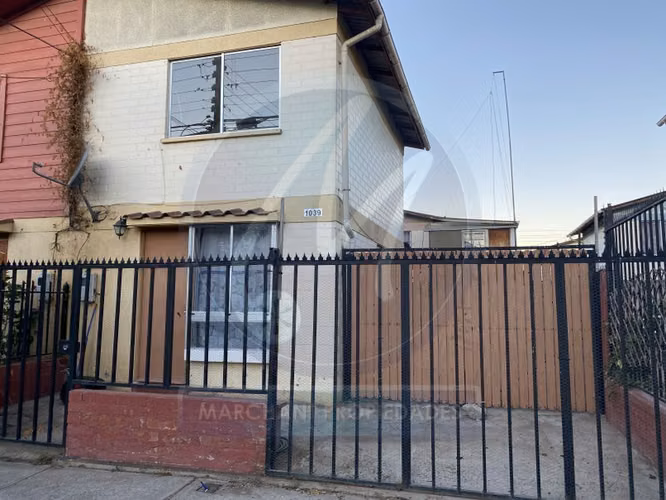 Arrienda casa en Placilla - Valparaiso