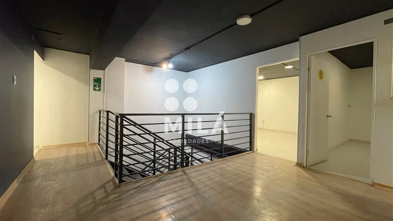 Local Comercial piso 1, amplias instalaciones. Centro