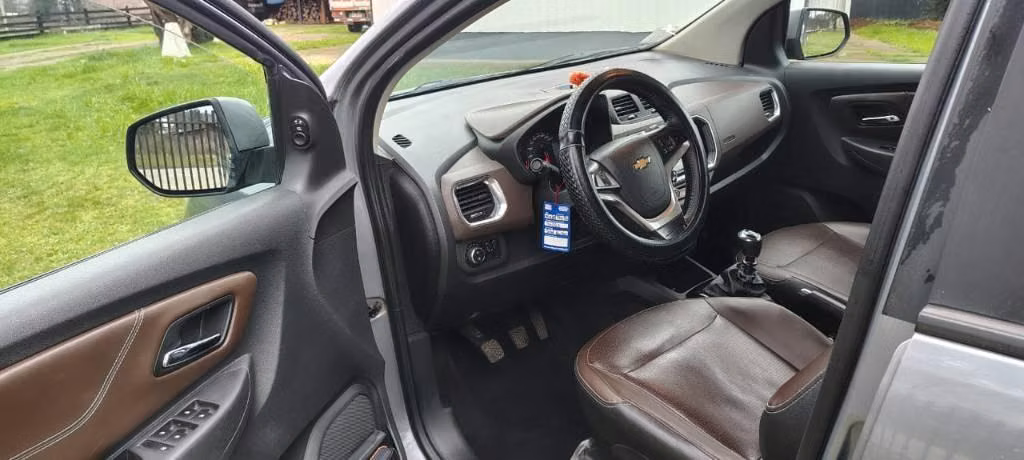 Chevrolet  Spin 2020
