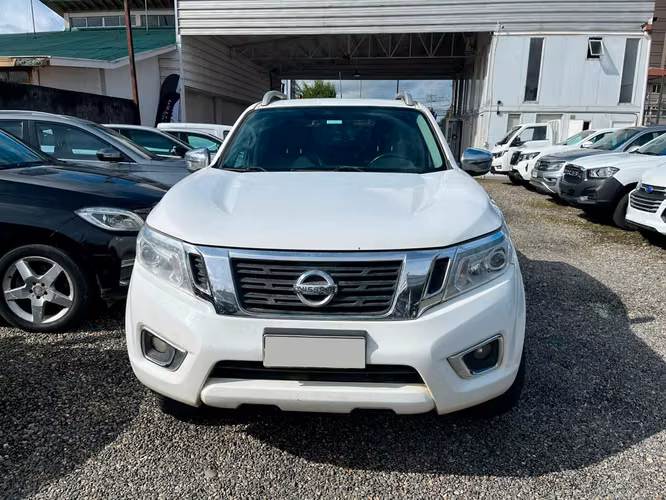 NISSAN NP300 D/C LE - Imagen 2