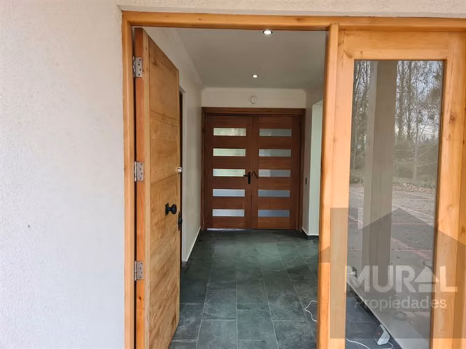 vendo solida casa, bajo tasacion, quincho, piscina,Talagante