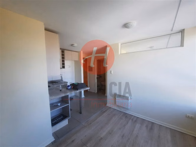 Arriendo Departamento 1D 1B Sector Alemania - Imagen 3