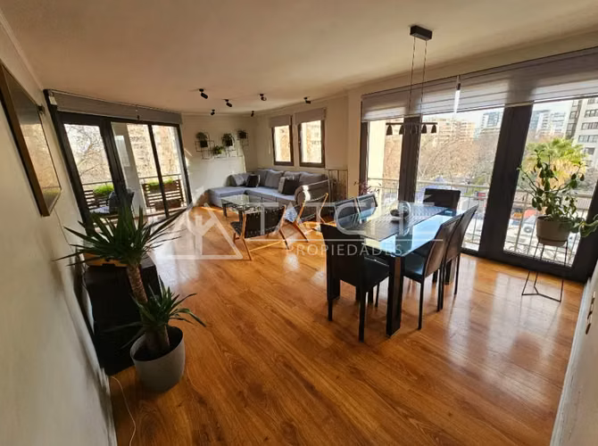 4D 2B 1E FULL AMOBLADOY REMODELADO EN LAS CONDES GRAN SECTOR