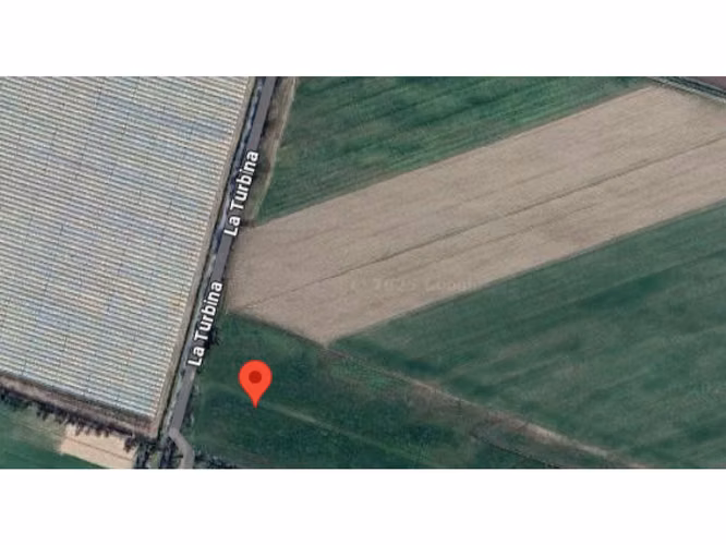 VENDO  PARCELAS EN CRUCE TINGUIRIRICA CON LUZ Y AGUA POTABLE DE APR