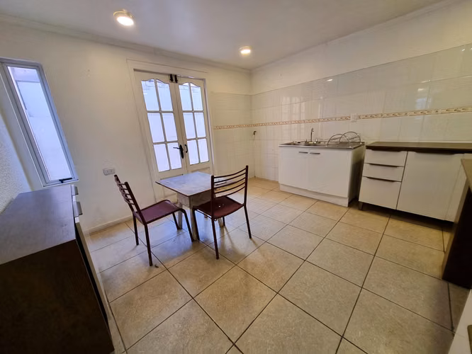 Linda y amplia casa de 2 pisos, 3 dormitorios, Villa Los Álamos, Peñaflor