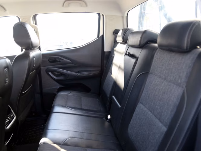 PEUGEOT LANDTREK 2023