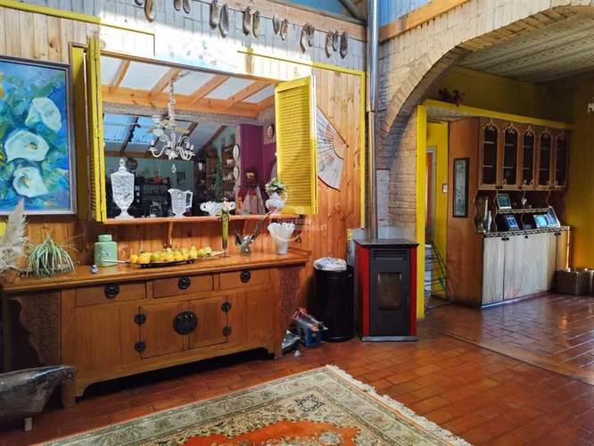Casa en arriendo de 5 dorm. en Olmué