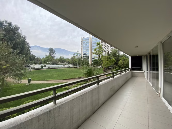 AMPLIO 3D 2B EN CONSISTORIAL 5110 2 ESTACIONAMIENTOS Y BOD
