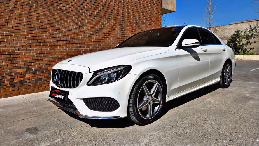 MERCEDES-BENZ C300 AMG LINE AÑO 2017 PRENDA- PRENDA