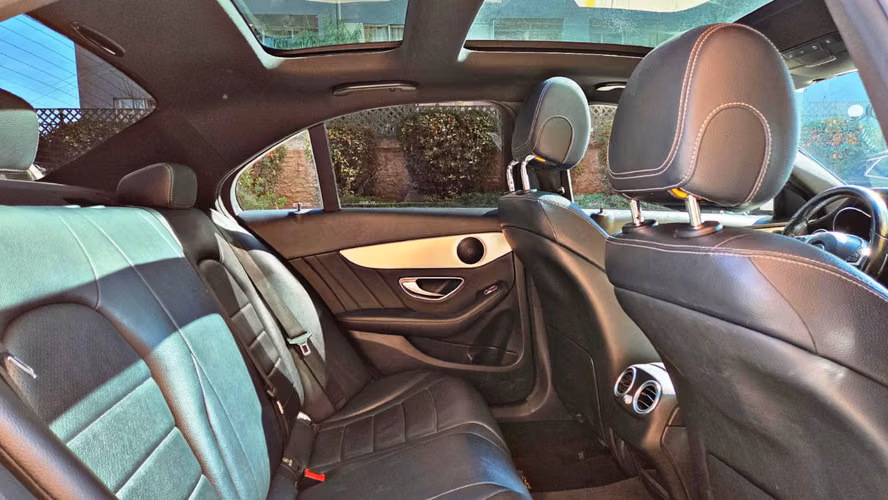 MERCEDES-BENZ C300 AMG LINE AÑO 2017 PRENDA- PRENDA