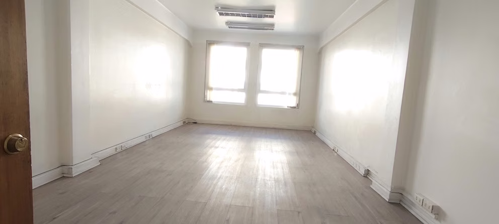 Impecable Oficina Central 28 m2 - Imagen 8
