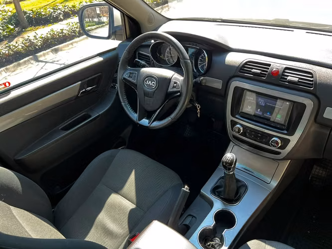 JAC T6 CE 2.0L MT AÑO 2022
