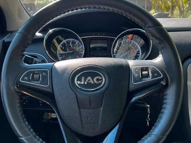 JAC T6 CE 2.0L MT AÑO 2022