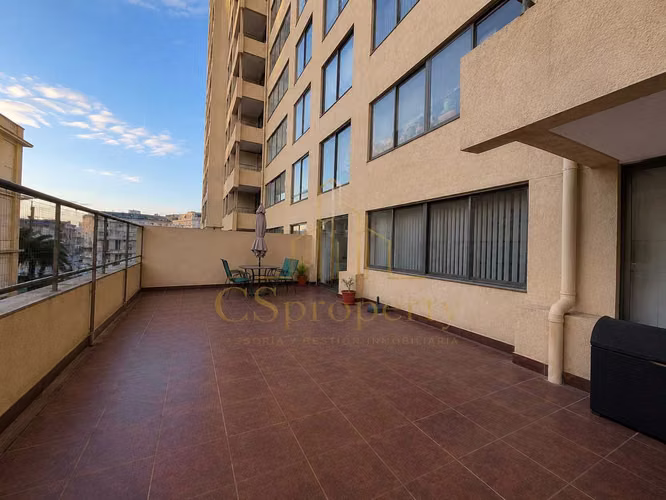 Se arrienda departamento 3D+2B+1B+1E (179739)