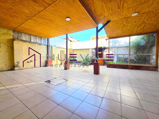 Casa 3D/2B Quincho y Estacionamiento en Santiago (179744)