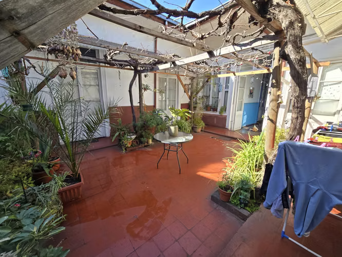 HERMOSA Y AMPLIA CASA, IDEAL RESIDENCIA ESTUDIANTIL O RENTISTA