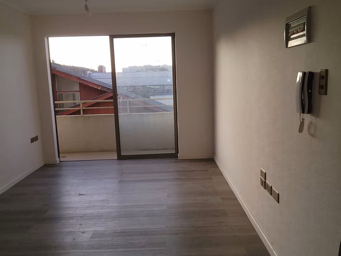 Arriendo departamento impecable