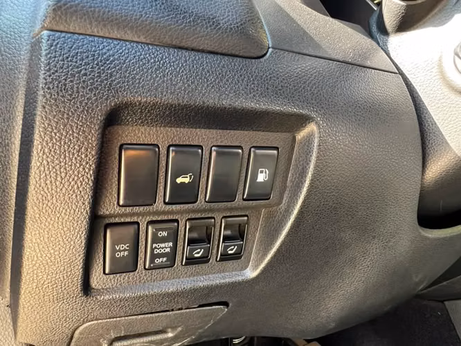 Nissan Murano 3.5L SL BASE AWD AT 5P año 2011