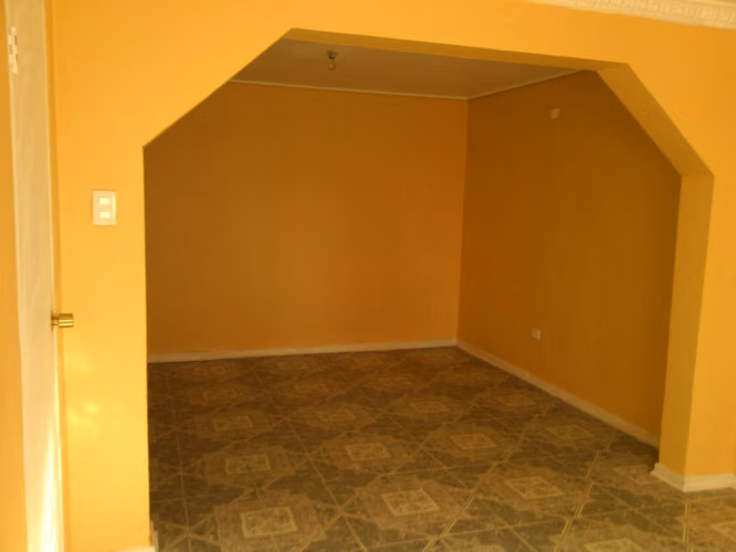 ARRIENDO HABITACION  INTERIOR BAÑO PRIVADO