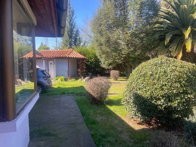 Inversión Ideal en Terreno Amplio (179749)