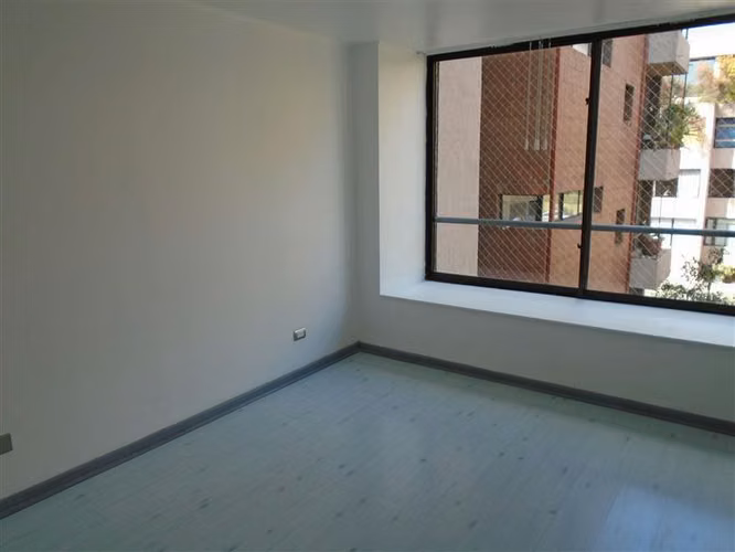 Departamento en arriendo de 4 dorm. en Vitacura