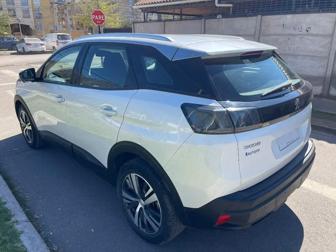 Peugeot 3008 año 2023