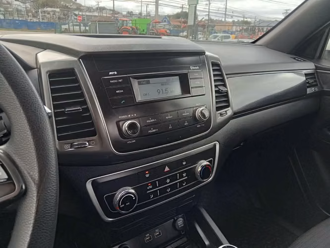 SSANGYONG GRAND MUSSO 2022 - Imagen 4