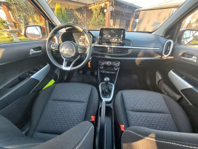 vendo Kia Morning 1.0  año 2022 - Imagen 3
