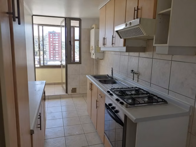 Arrendamos Amplio Y Céntrico Departamento De 4 Dormitorios Temuco!! - Imagen 5