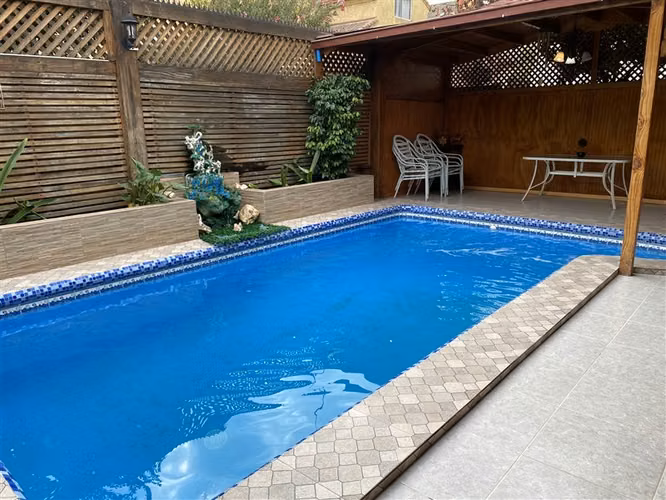 Casa en venta de 5 dorm. en Huechuraba