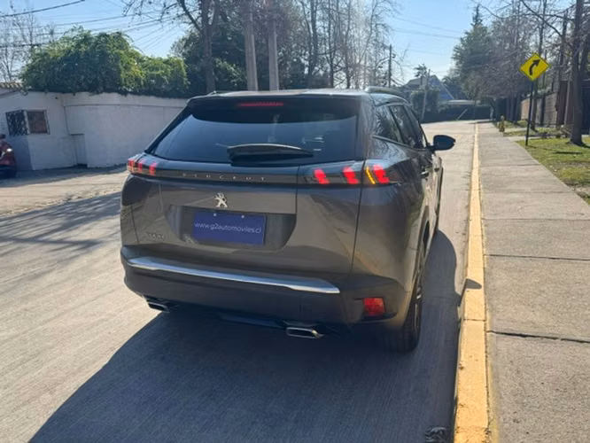 PEUGEOT 2008 ALLURE PACK PURETECH 130 EAT8 - 2022 | 4351