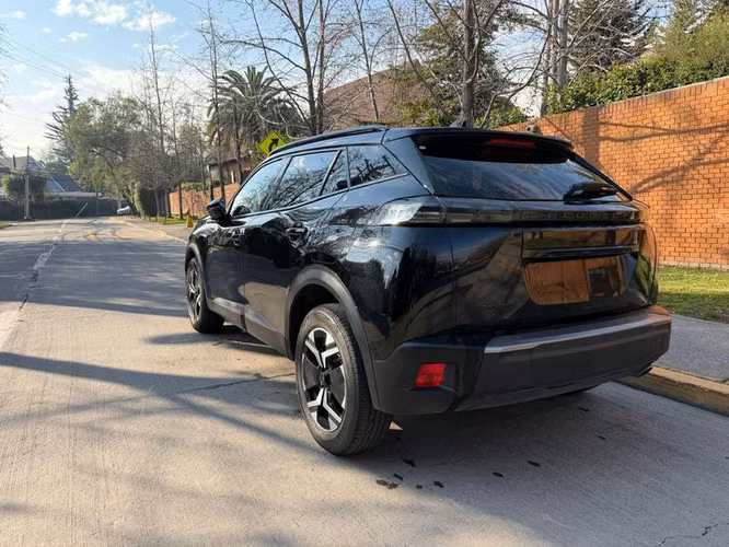 PEUGEOT 2008 ALLURE PACK BLUEHDI 130EAT8 - 2024 | 4350