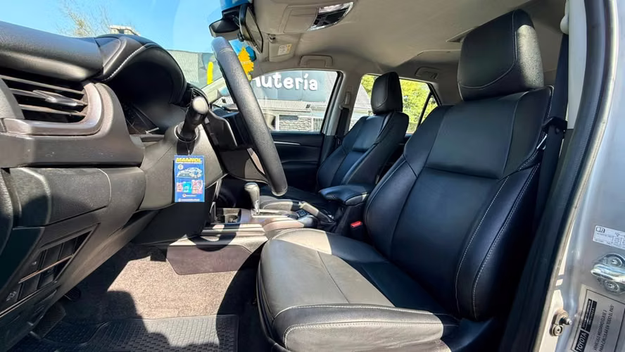 Toyota Fortuner 2.8 SRX TDI DIESEL 4X4 AT 5P (2022)