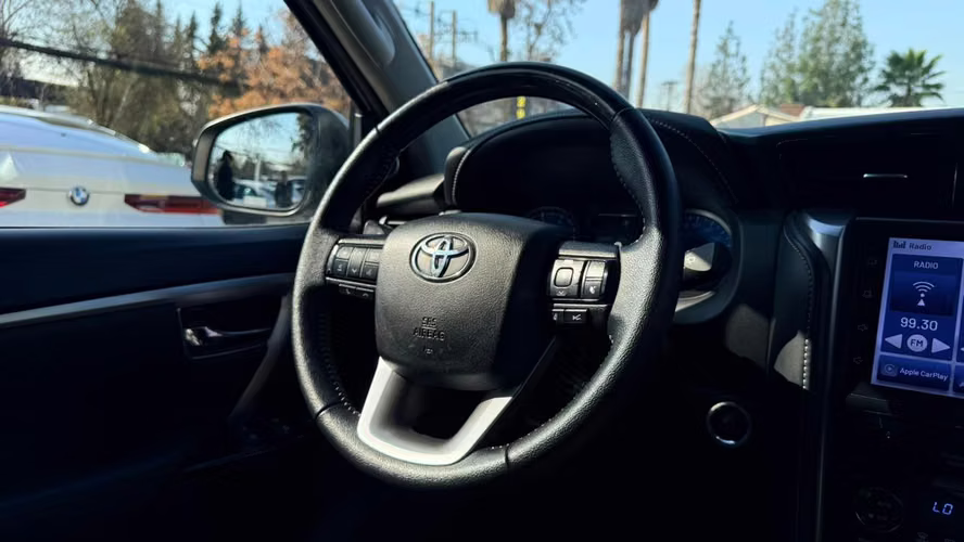 Toyota Fortuner 2.8 SRX TDI DIESEL 4X4 AT 5P (2022)