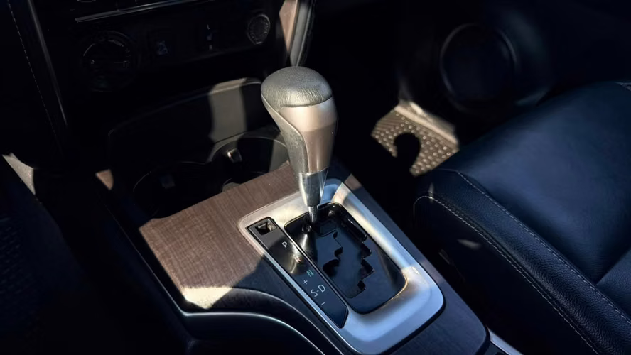 Toyota Fortuner 2.8 SRX TDI DIESEL 4X4 AT 5P (2022)