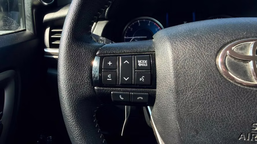 TOYOTA FORTUNER 2.8 SRX TDI DIESEL 4X4 AT 5P (2022)
