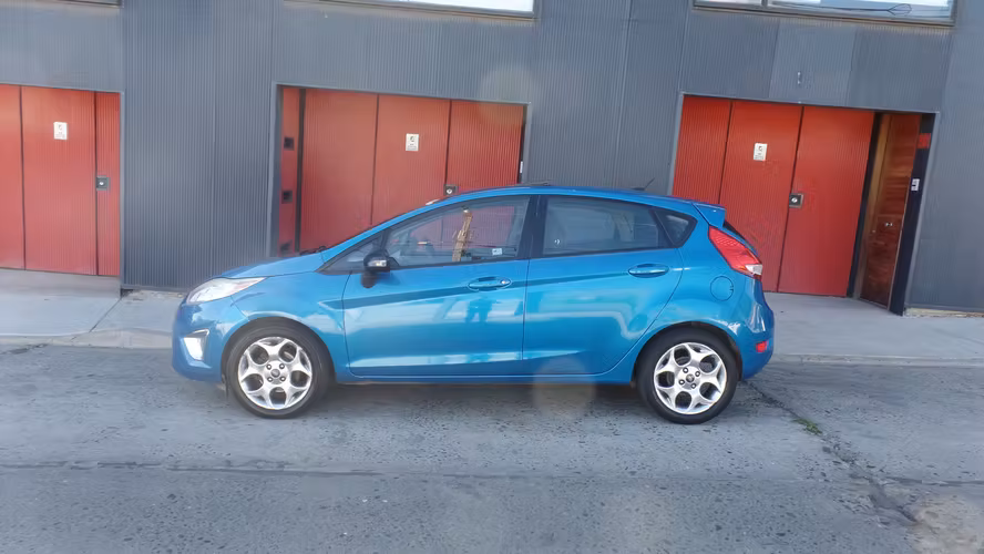FORD FIESTA 2013 $ 4.190.000.-