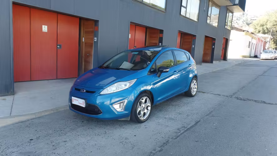 FORD FIESTA 2013 $ 4.190.000.-