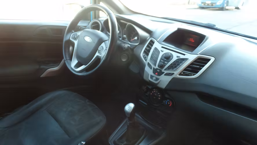 FORD FIESTA 2013 $ 4.190.000.-