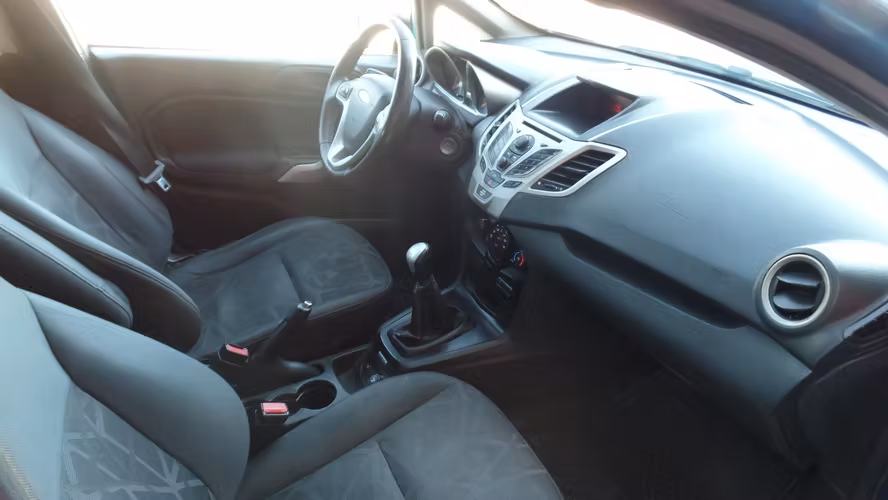 FORD FIESTA 2013 $ 4.190.000.-