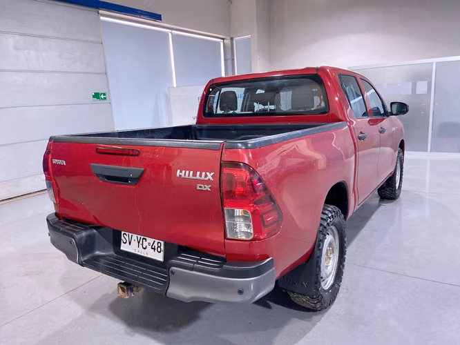 HILUX DX 4X4 SVYC48-SANTIAGO