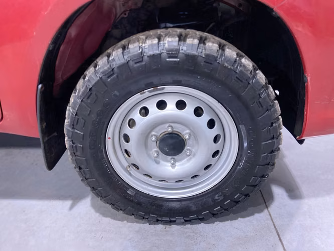 HILUX DX 4X4 SVYC48-SANTIAGO