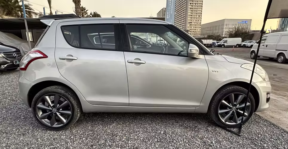 SUZUKI SWIFT GL HB 1.2 AUT 2015