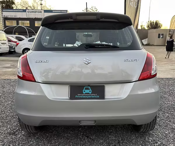 SUZUKI SWIFT GL HB 1.2 AUT 2015
