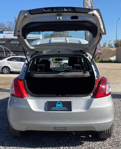 SUZUKI SWIFT GL HB 1.2 AUT 2015
